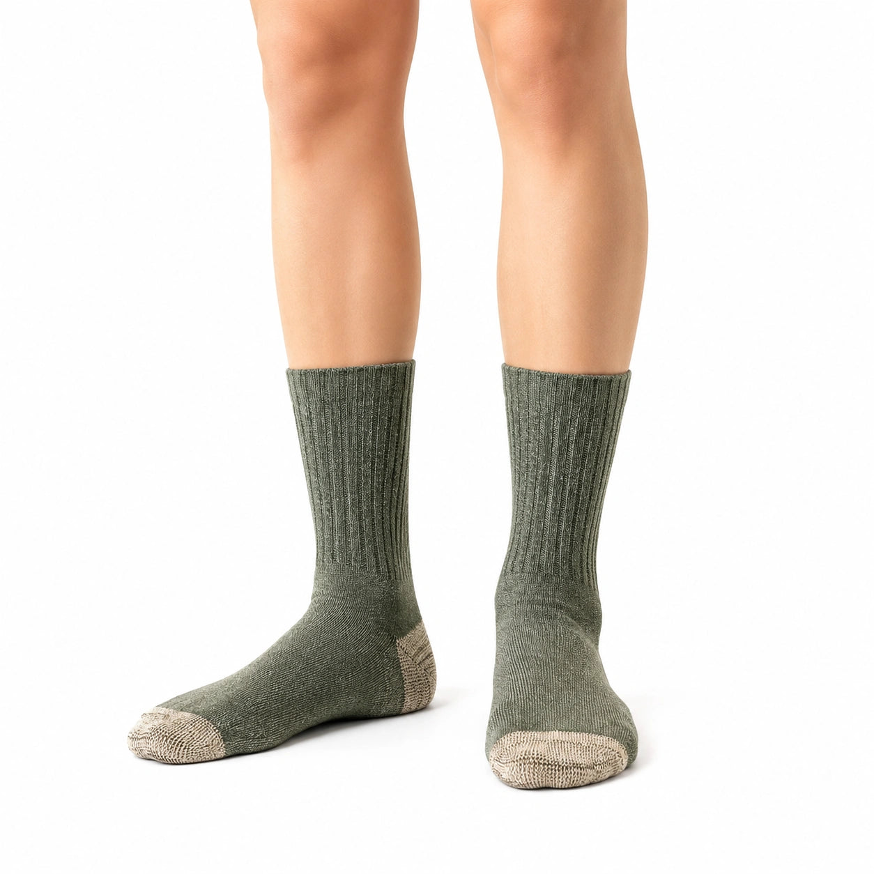 Socken 35-38 aus Stricktextil in Olivgrün mit verstärkter Spitze für den Alltag